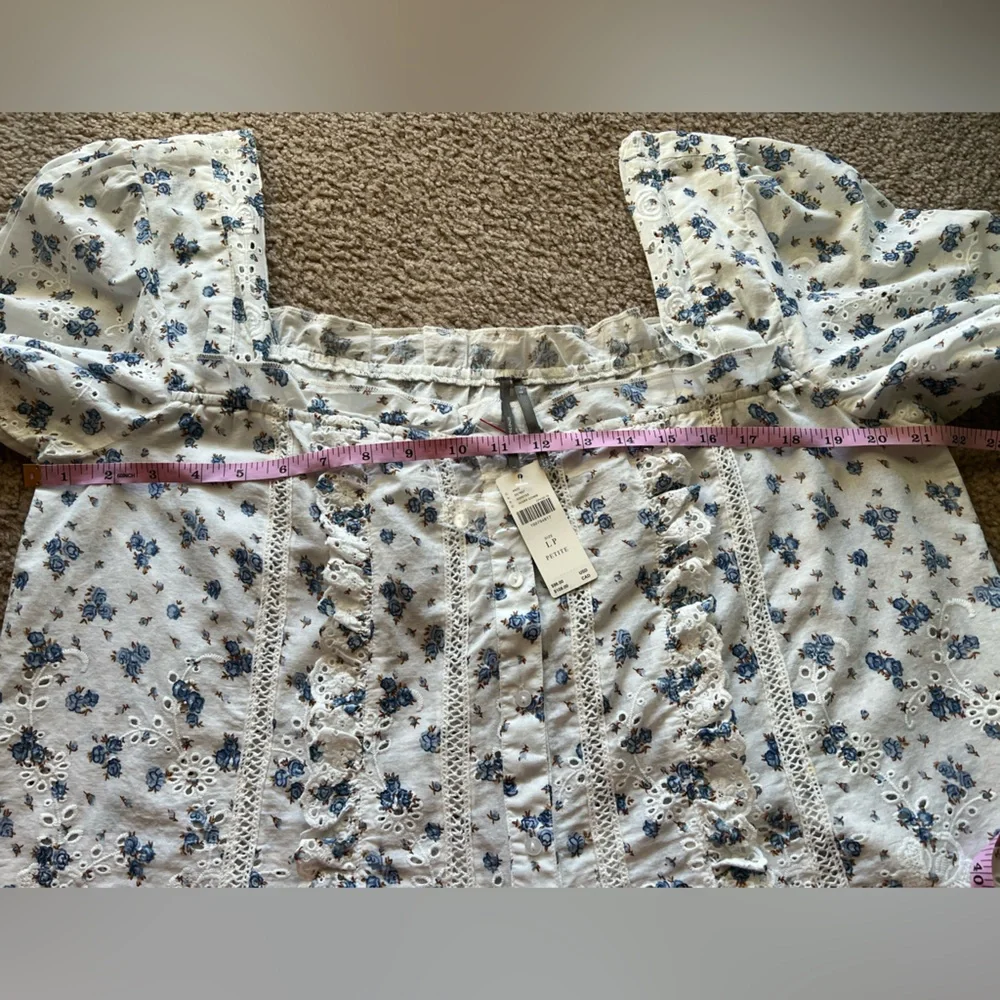 NWT By Anthropologie Puff-Sleeve Eyelet Top size LP Ivory Blue Floral Print Boho